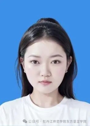 李嘉雯,女,中共预备党员,2021级朝鲜语二班团支书.